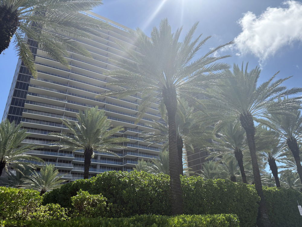 St. Regis Bal Harbor North  main photo